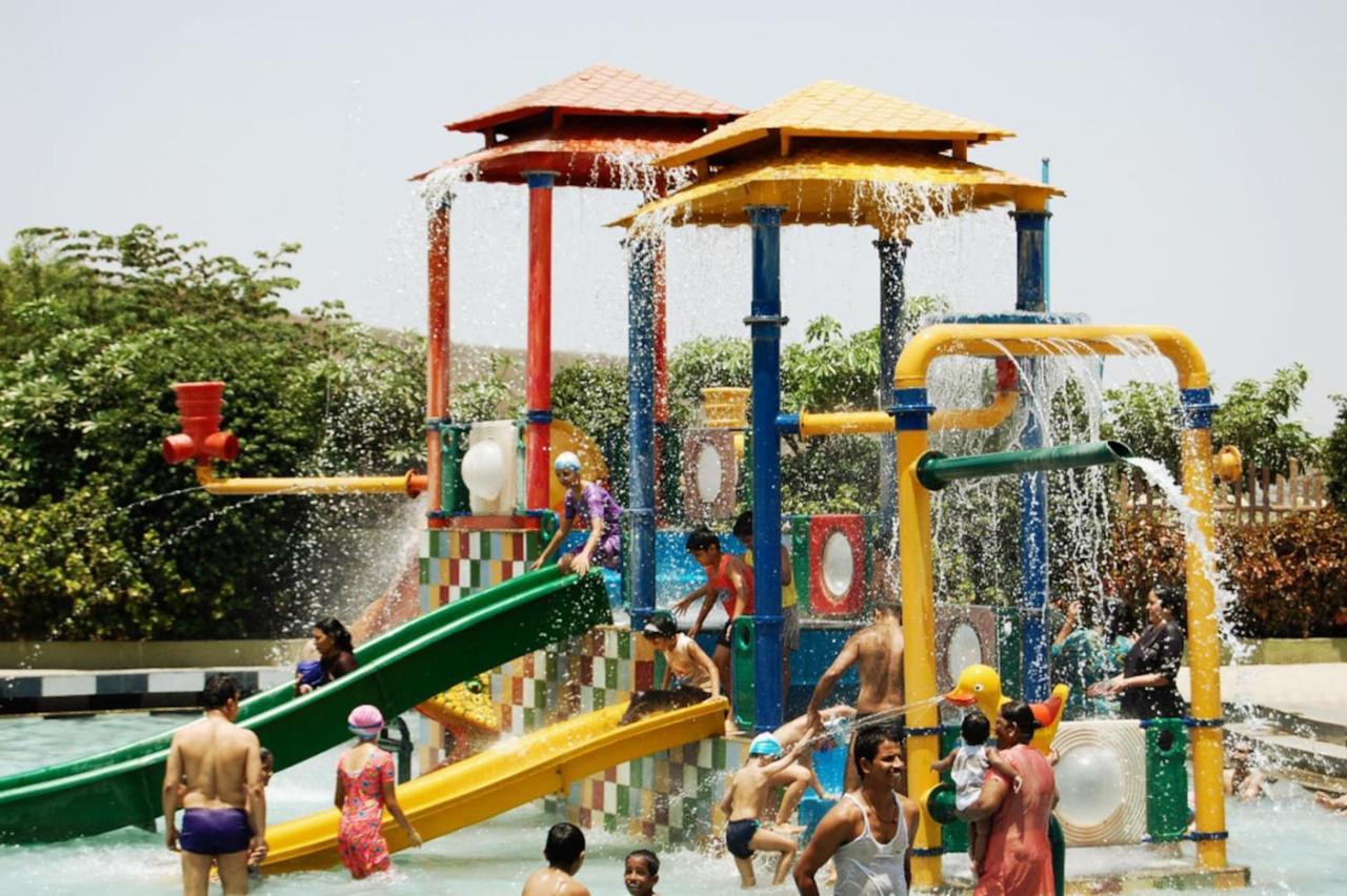 Complimentary Water Park Igatpuri Hotel ภายนอก รูปภาพ