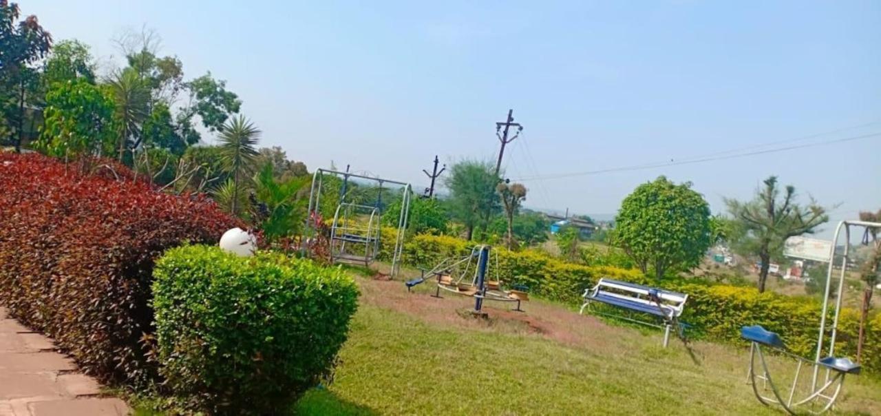 Complimentary Water Park Igatpuri Hotel ภายนอก รูปภาพ